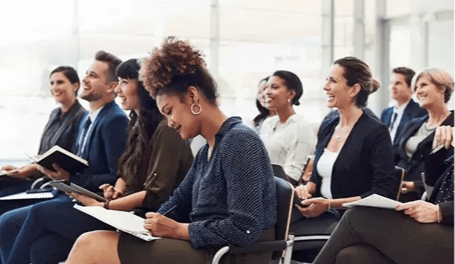 Understanding the Rise of “Job-Hugging” in Today’s Workforce